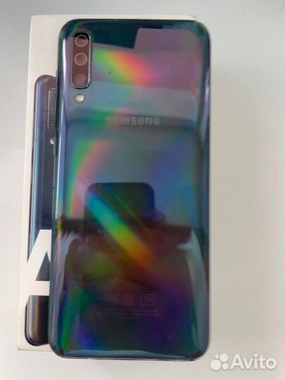 Samsung Galaxy A50, 4/64 ГБ