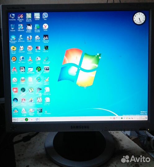 Монитор для компьютера Samsung SincMaster710n