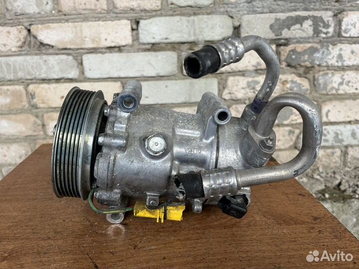 Компрессор кондиционера Peugeot / Citroen 308 1.6