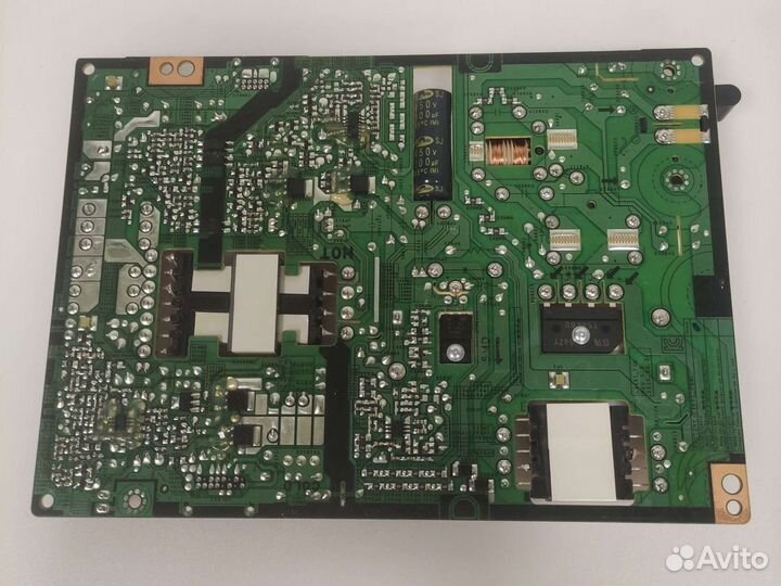 Блок питания bn44-00703G