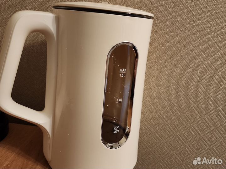 Чайник электрический новый polaris