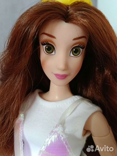 Принцесса Бэлль на шарнирном теле Барби йога пышка