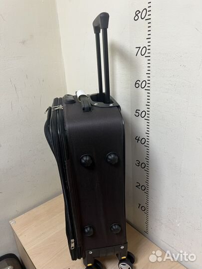 Новый маленький Чемодан на 4 колесах Арт. 2866