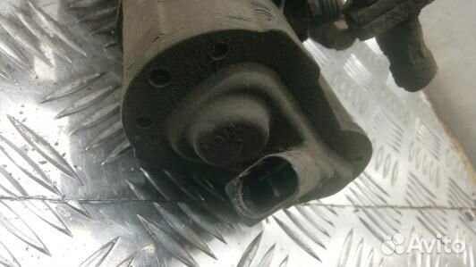 Суппорт тормозной задний правый volkswagen passat