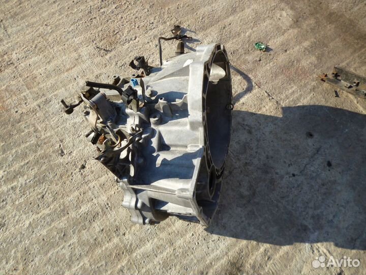 Коробка передач Nissan X-Trail (T30) 2.2 DCI