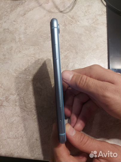 iPhone xr 128