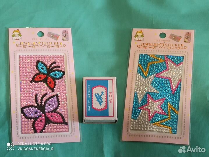 Наклейки на телефон