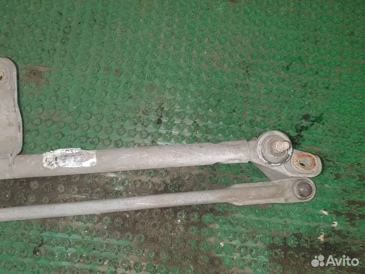 Трапеция стеклоочистителей Опель Вектра Б