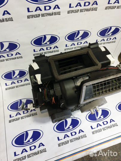 Печка в сборе веста