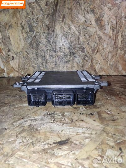 Блок управления двигателем Nissan Teana J32