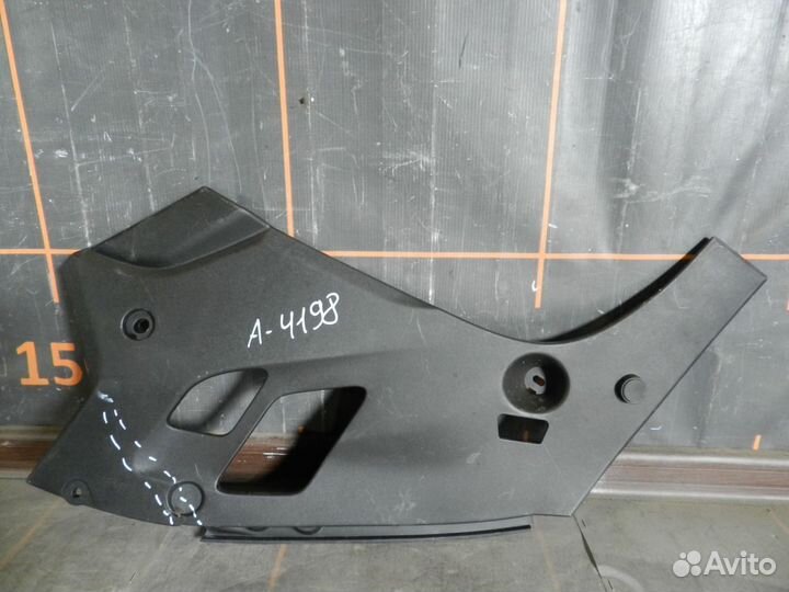 Щиток моторного отсека верхний левый - BMW 5 G30