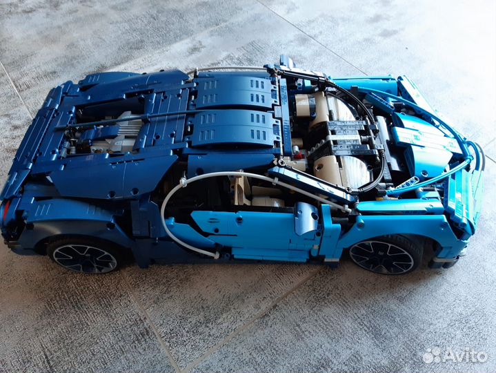 Конструктор Lego Technic 42083 Bugatti Chiron