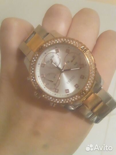 Часы guess женские
