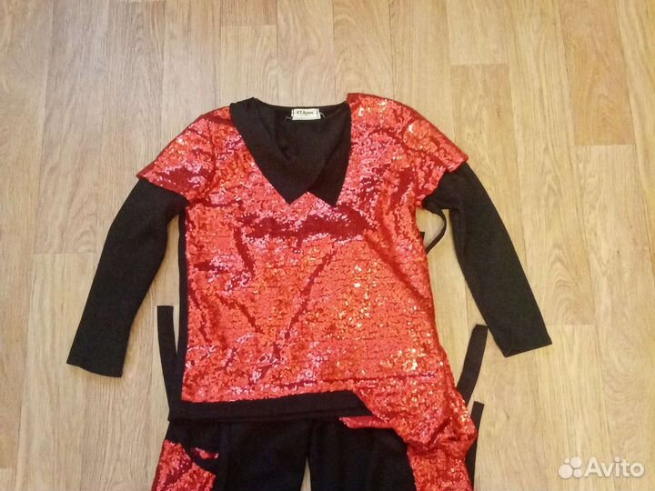 Танцевальный костюм для выступлений, на сцену