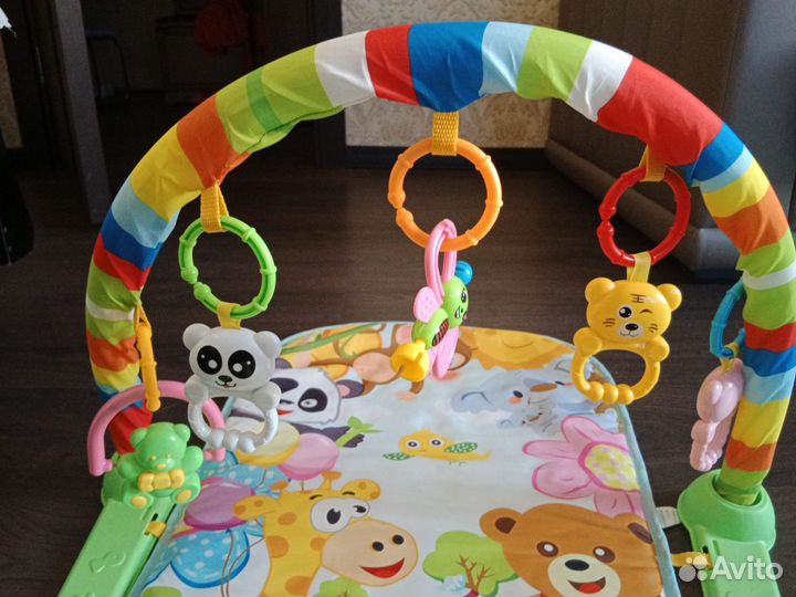 Развивающий коврик с пианино