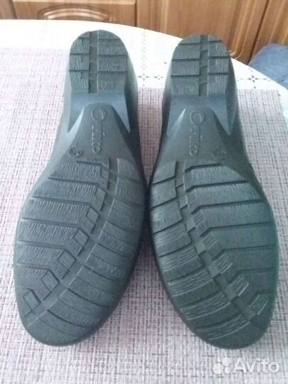 Кожаные женские туфли размер 40 фирма Отика