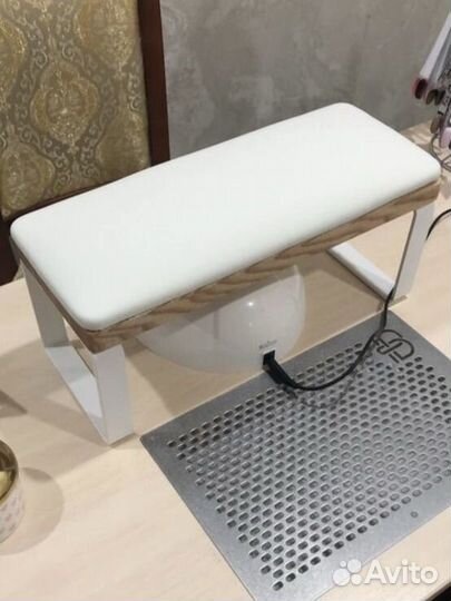 Подставка для маникюра