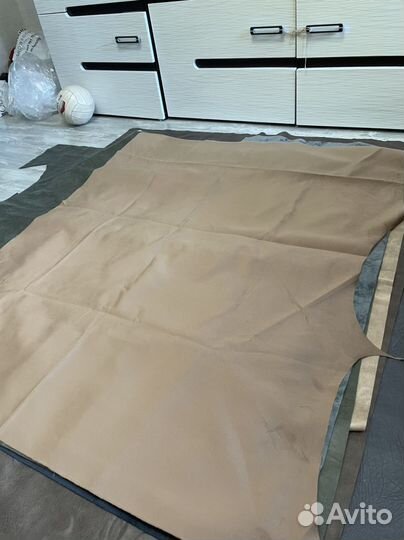 Отрезки ткани для обивки мягкой мебели