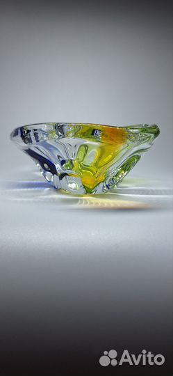 Винтажная ваза конфетница Богемское цветное стекло