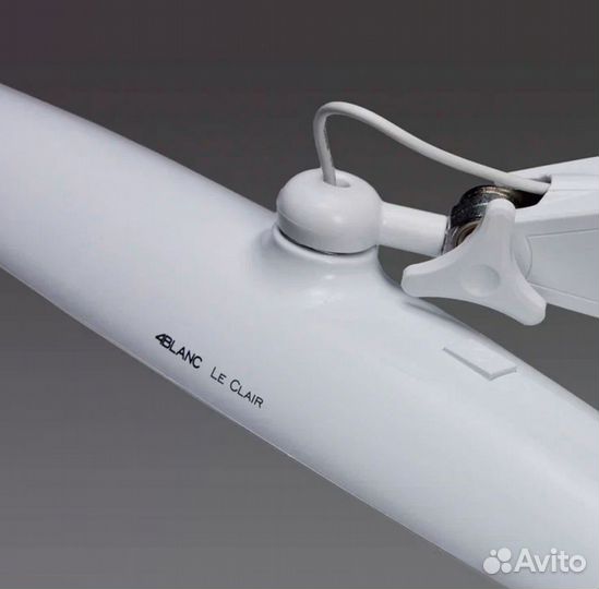 Светодиодная бестеневая LED-лампа на струбцине