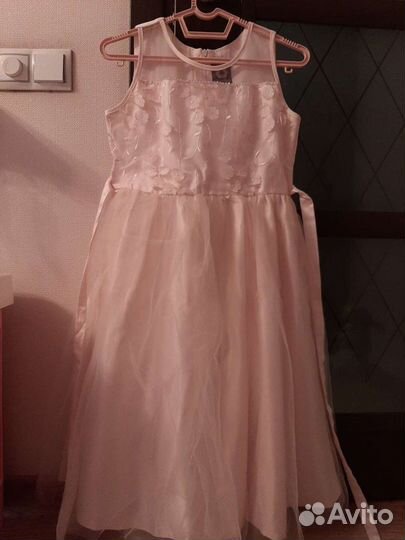 Платье нарядное 158