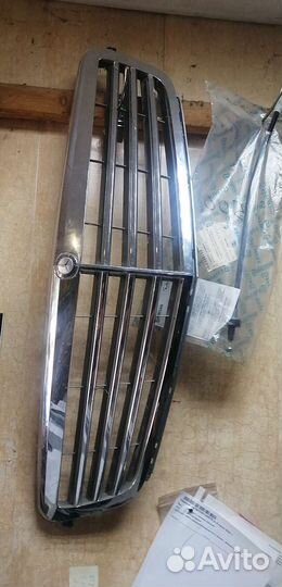 Решетка радиатора Mercedes w204