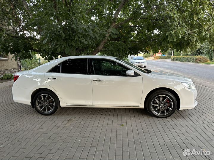 Toyota Camry 2.5 AT, 2013, 175 000 км