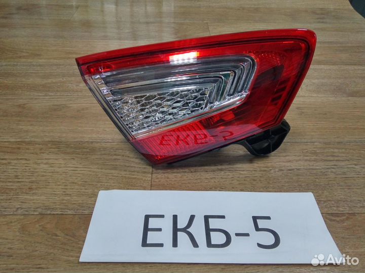 Фонарь левый внутренний Ford Mondeo 4 2006-2014