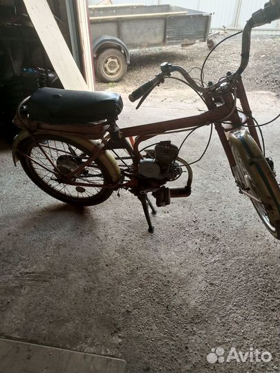 Ретро Мопед Рига 11