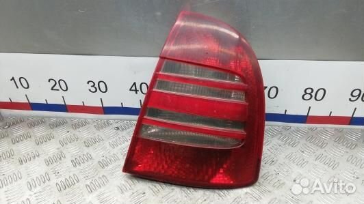 Фонарь задний правый skoda superb 1 (EDN01MY01)