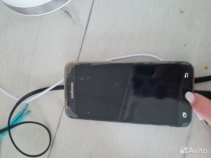 Samsung Galaxy S7, 4/32 ГБ