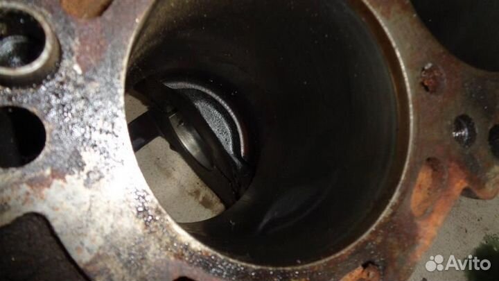 Блок двигателя Mitsubishi Montero/Pajero