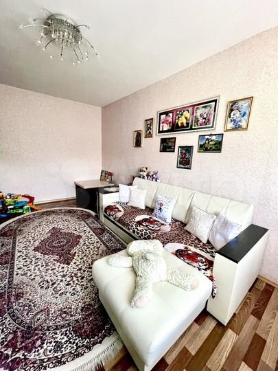 2-к. квартира, 43 м², 4/9 эт.