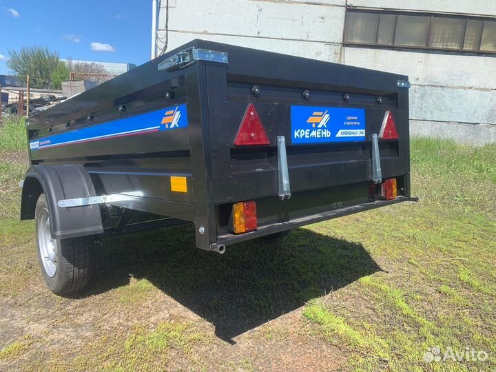 Прицеп 2,5х1,3 с тентом