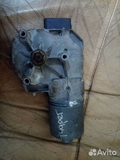 Моторчик дворников Фольксваген touareg 2006