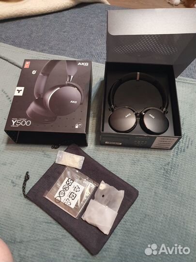 Беспроводные наушники samsung AKG Y500