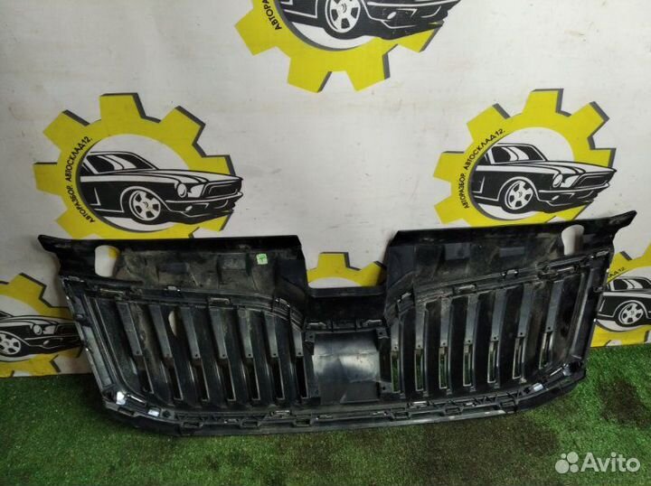 Решетка радиатора Skoda Octavia 7