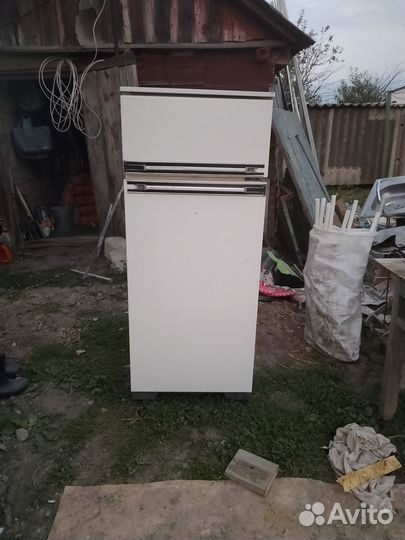 Холодильник бу