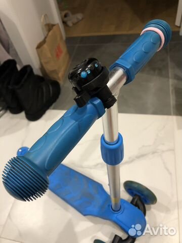 Самокат детский синий