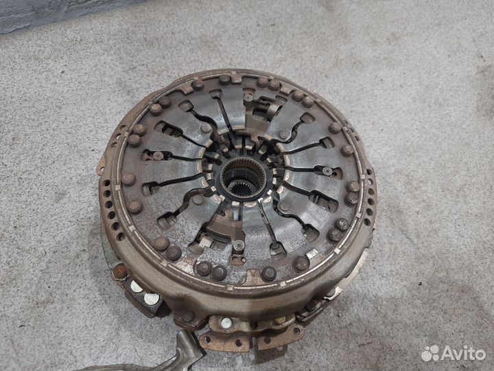 Сцепление б/у для 1.4 CHP DQ200 Skoda Octavia A7