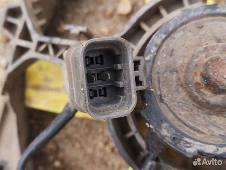 Вентилятор Nissan Primera P10