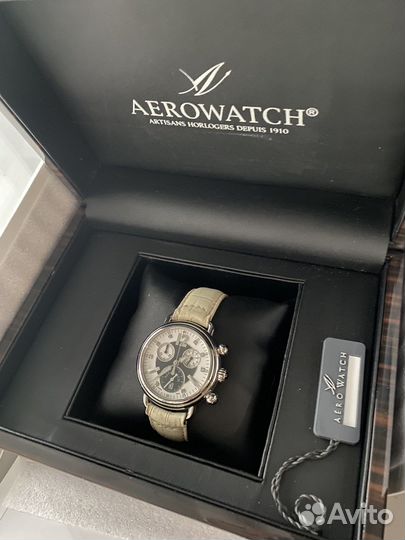 Часы женские