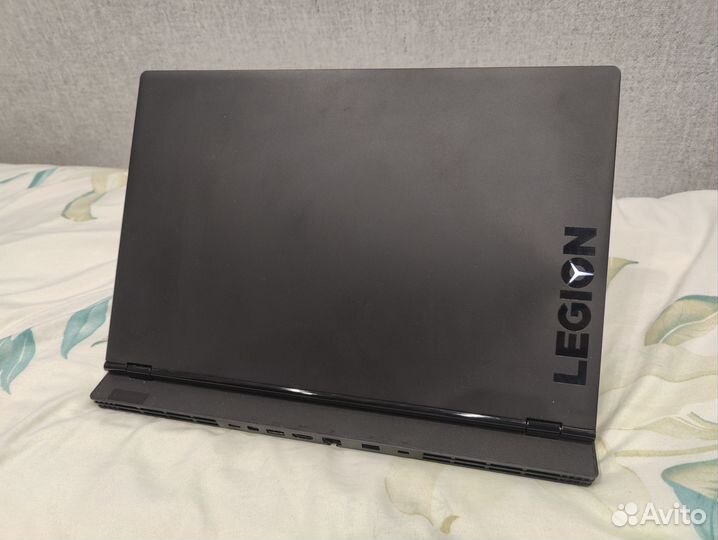 Lenovo Y530 (i5-8300H/8Gb/GTX 1050)