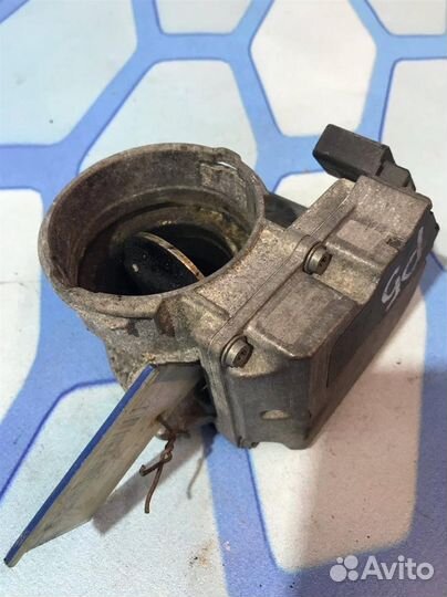 Дроссельная заслонка 03G128063C