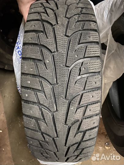 Hankook Winter I'Pike RS W419 215/65 R16