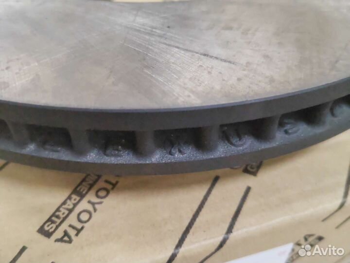 Диски тормозные передние lexus is250