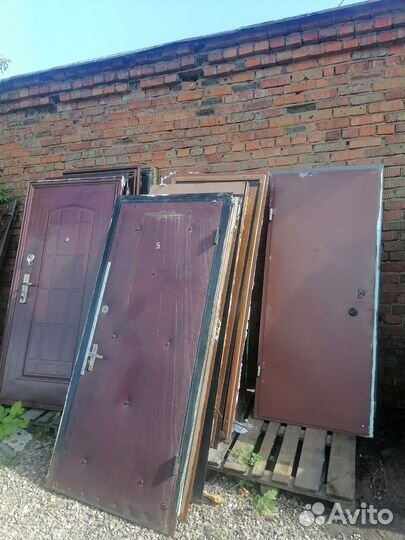 Дверь входная металлическая