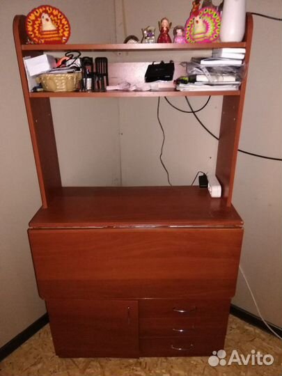 Письменный стол