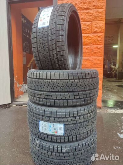 Triangle PL02 245/50 R18 104V