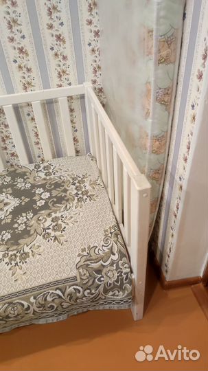 Кровать детская массив 160 на 80 с матрасом